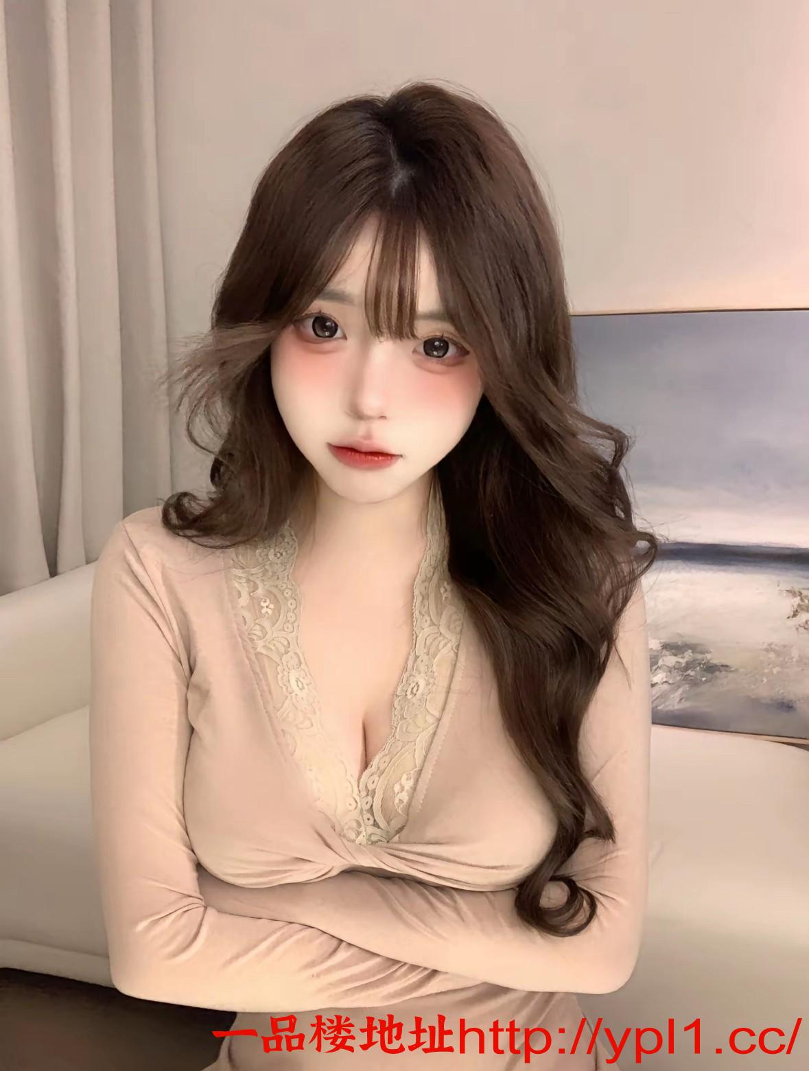 肥嫩多汁鲍鱼妹