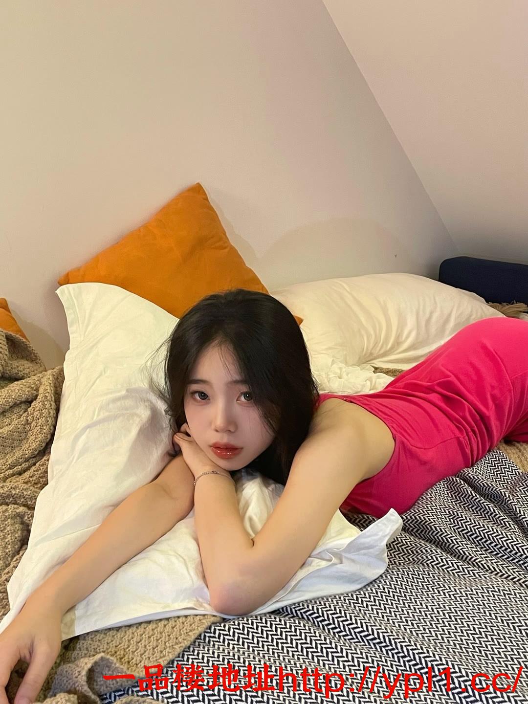 白嫩多水妹妹