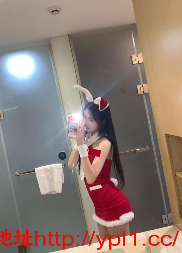 武侯小骚货玥玥