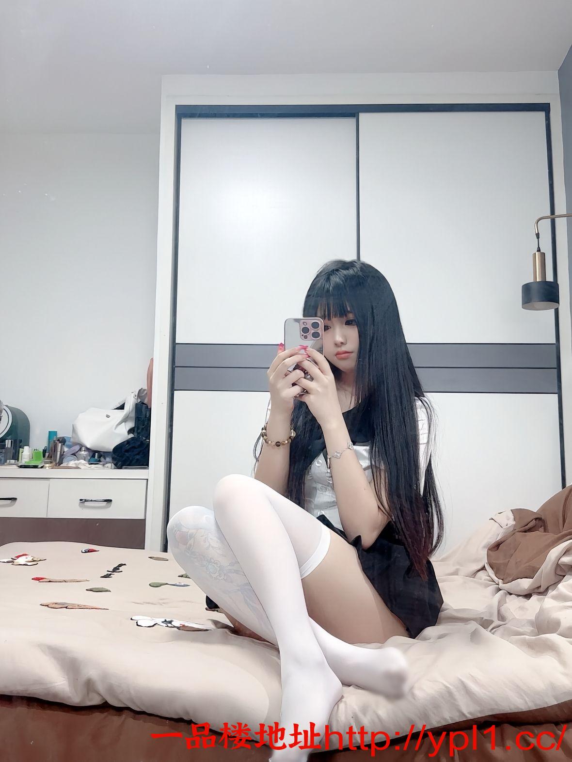 粉嫩妹妹紧逼蜜汁水多易高潮