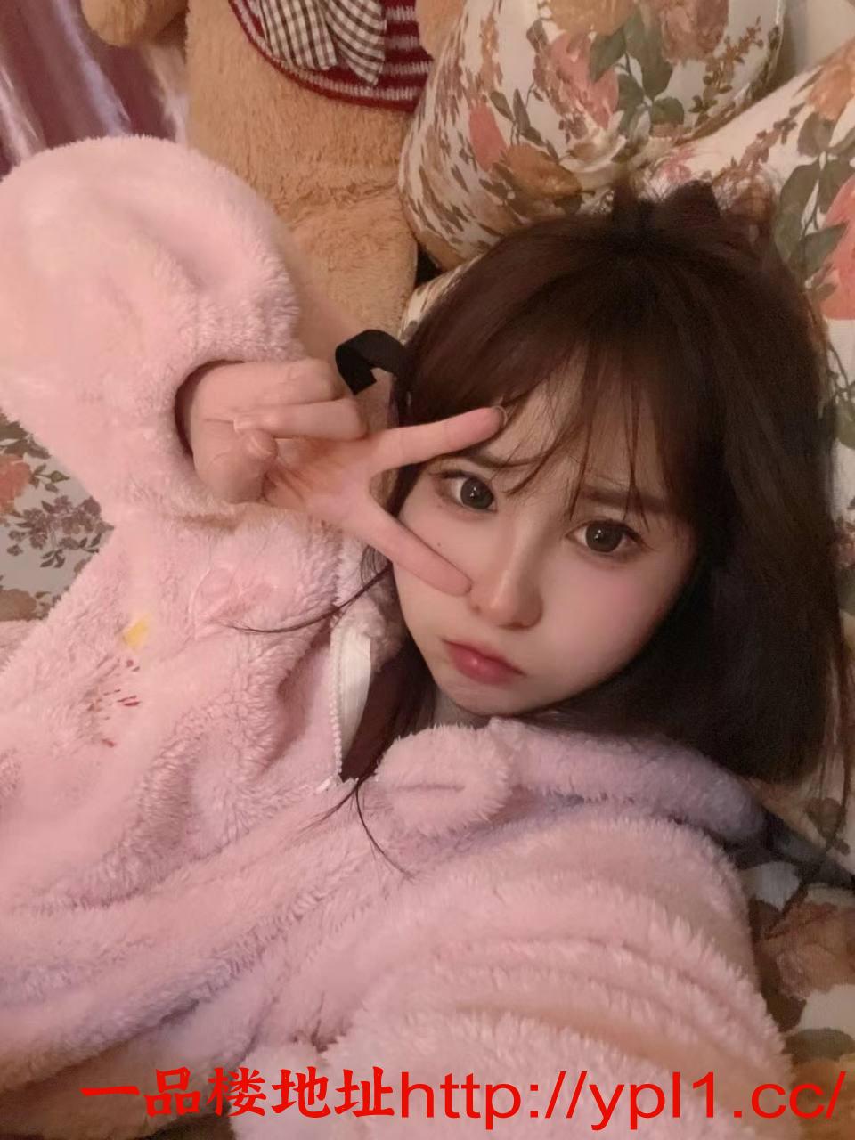 北京之旅20岁小嫩妹鲍鱼紧致淫水超多