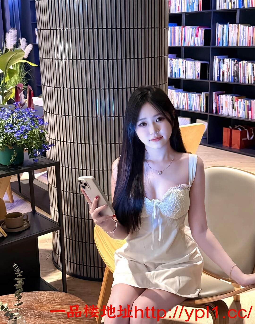 学生妹骚气十足穴紧粉嫩多水（真人验证）