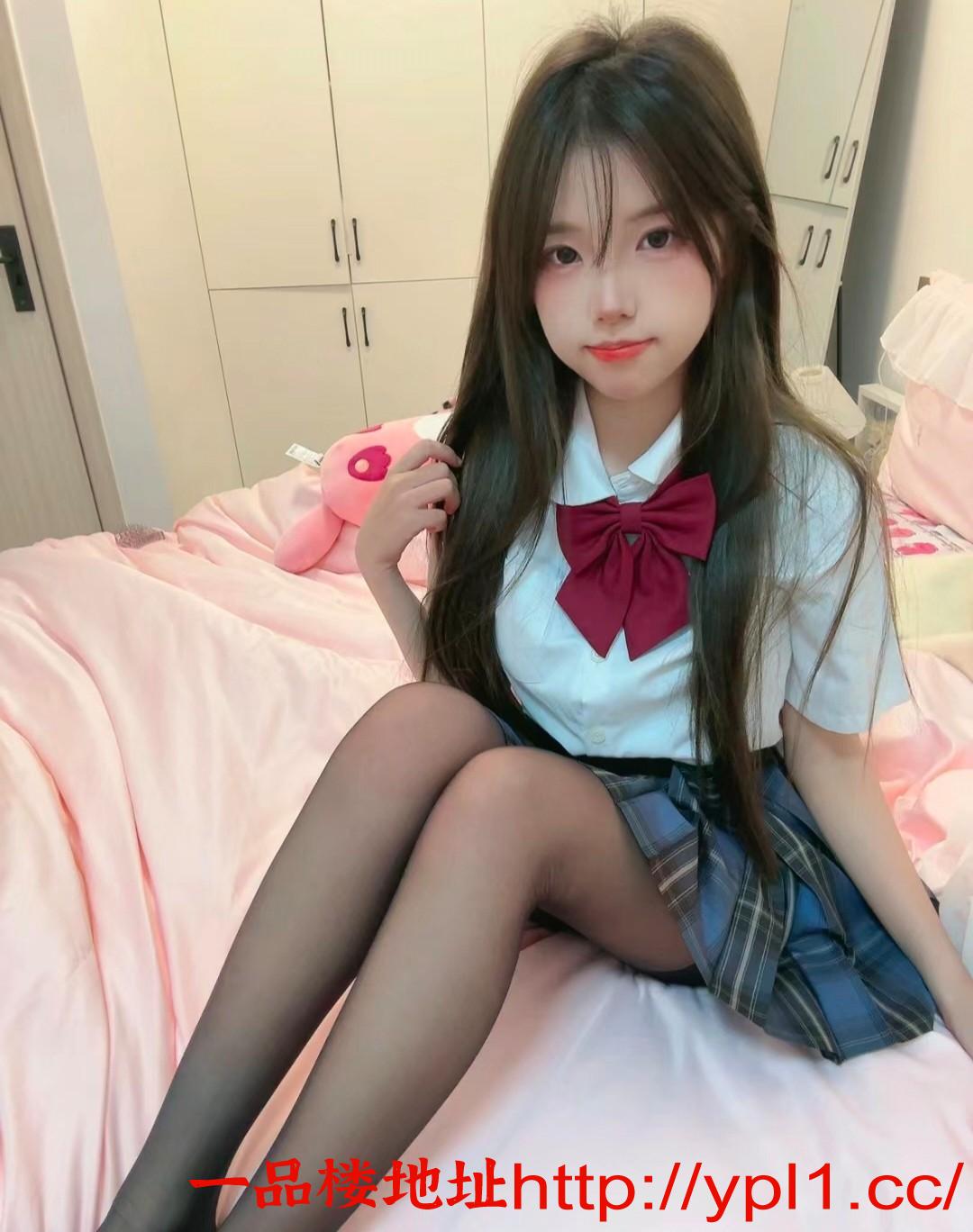 白嫩妹子大胸翘臀口活超棒