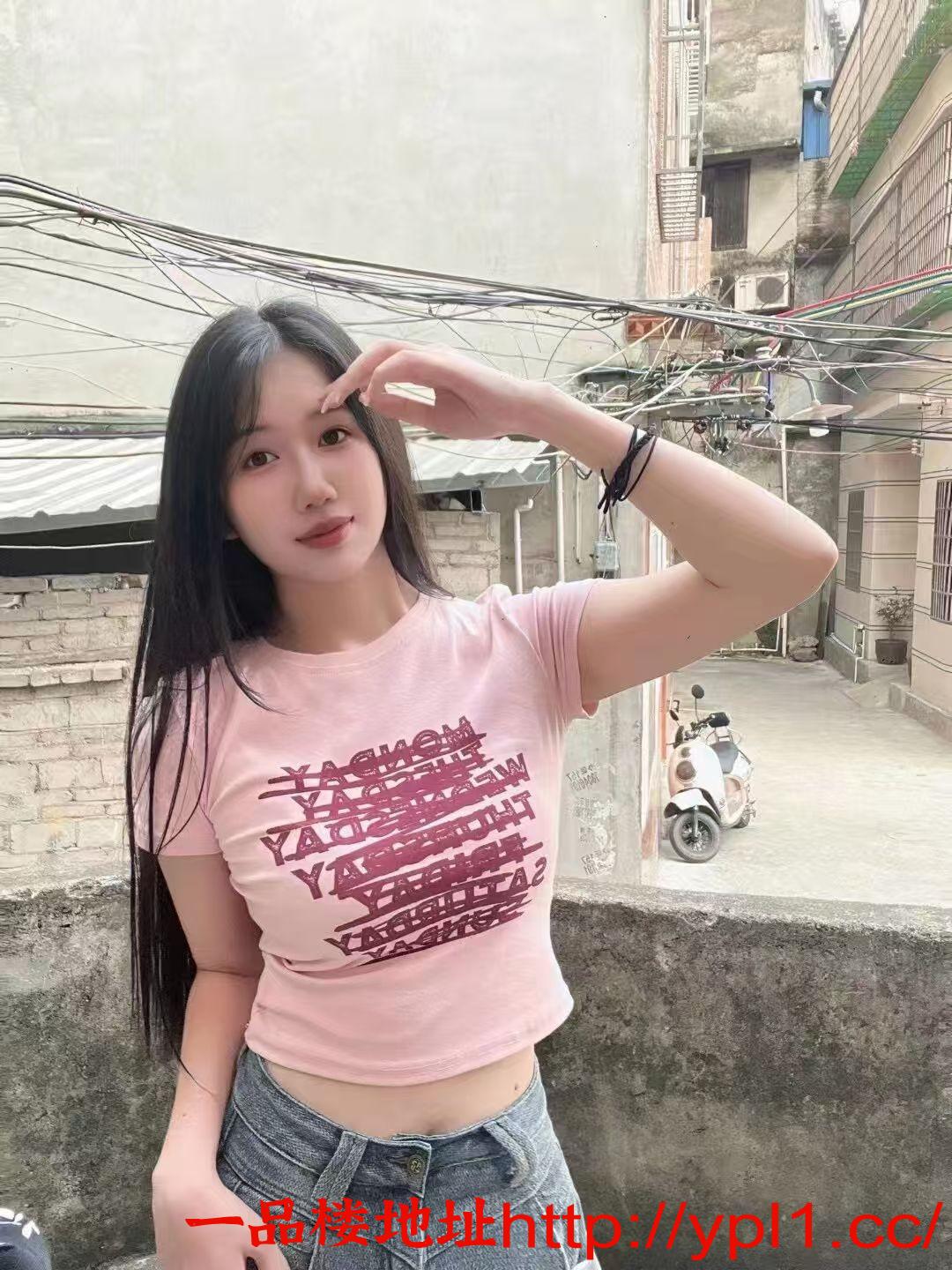 北京24岁粉红小鲍鱼，c胸大屁股，身高168，漫画身材