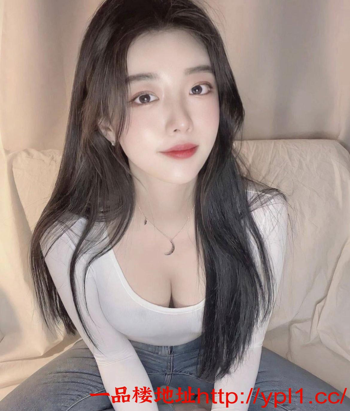 武侯区粉嫩美足风骚妹妹