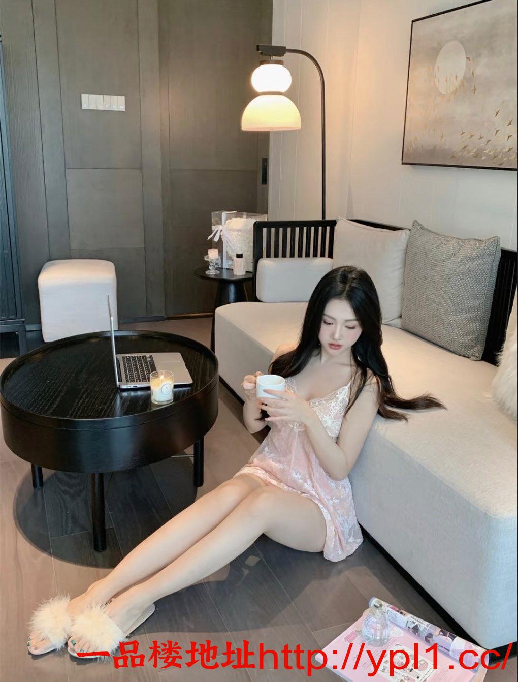 【】一种风韵的感觉显现在眼前