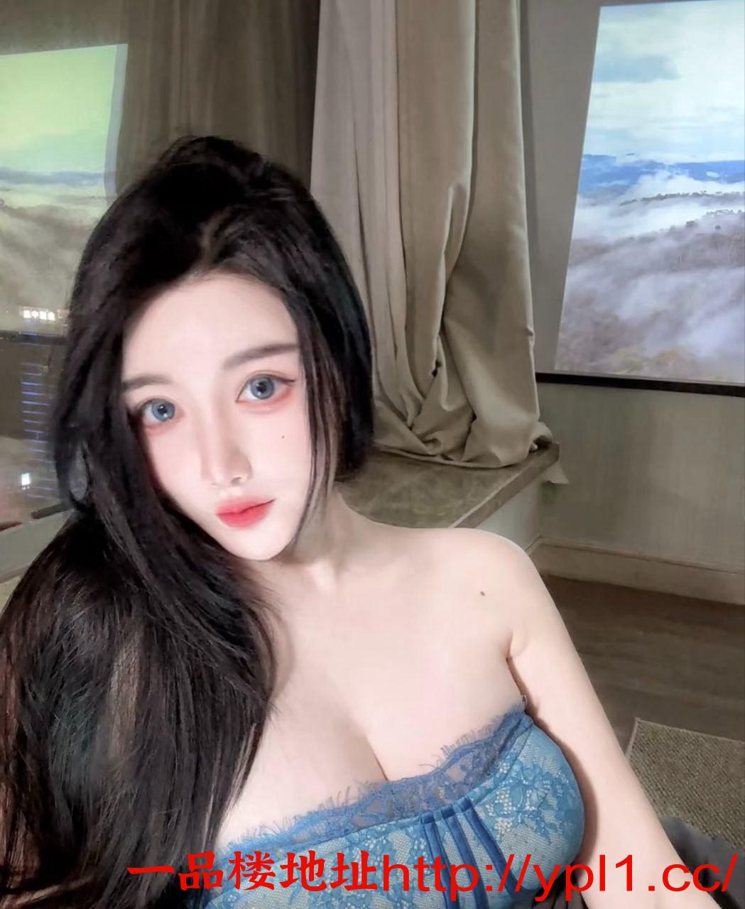 极品骚穴服务的时候下体就成河了