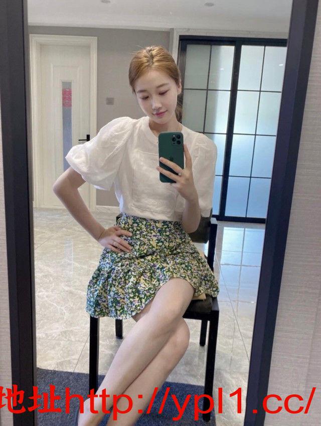 ，重庆，风骚少妇，青春小迷妹，各种类型！有公寓可外出！