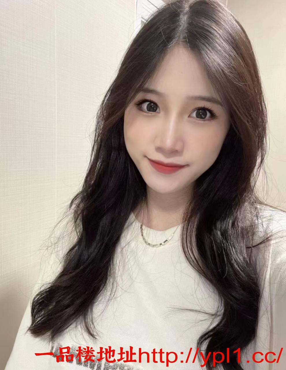 分享实战骚妹子，推荐后入爽翻天