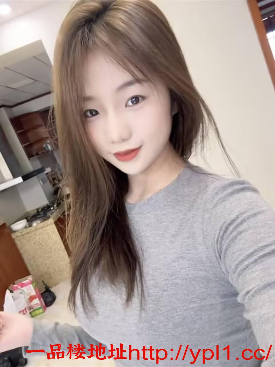 天河区奶子白软逼逼粉嫩诱人