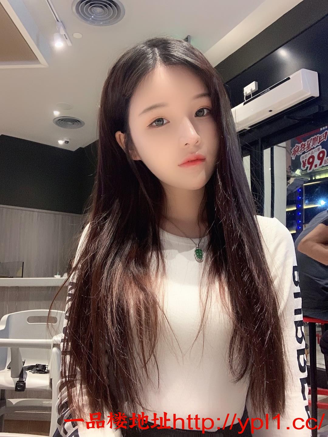 苗条好身材，妹妹嫩嫩的
