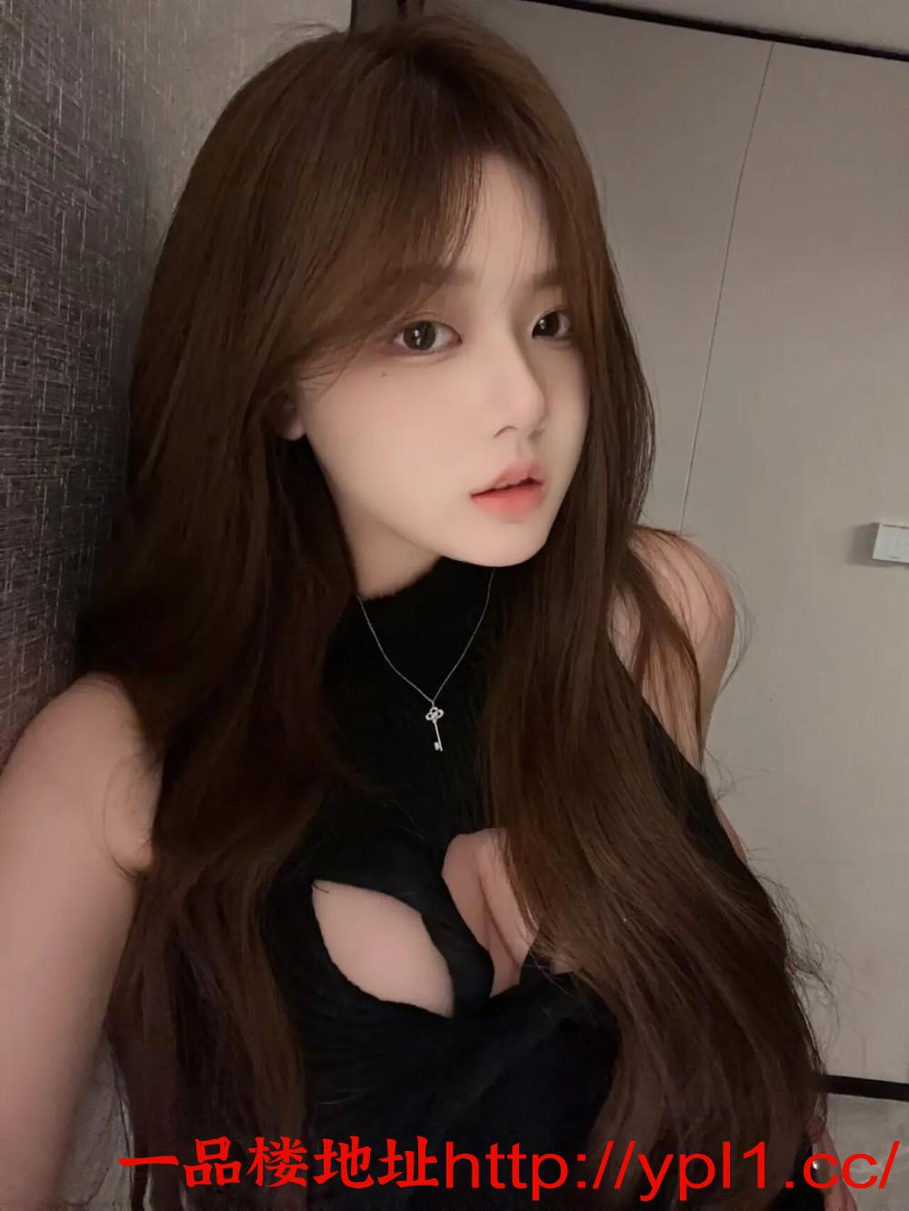 白净粉嫩尤物兼职舞蹈生妹妹